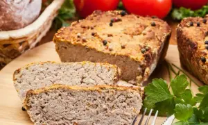 Jakie przyprawy do pieczonego pasztetu sprawią, że będzie idealny? Sprawdź najlepsze kombinacje!