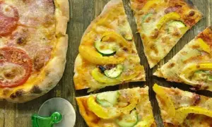 Jak zrobić szybką pizzę w 15 minut bez czekania na ciasto