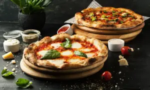 W jakiej temperaturze piec pizzę w piekarniku elektrycznym, by nie spalić?