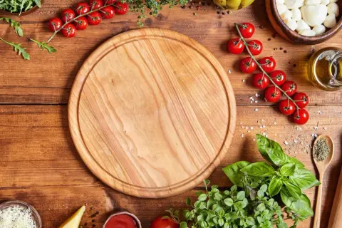 Najlepsze przyprawy do pizzy – jak poprawić smak domowej pizzy w prosty sposób
