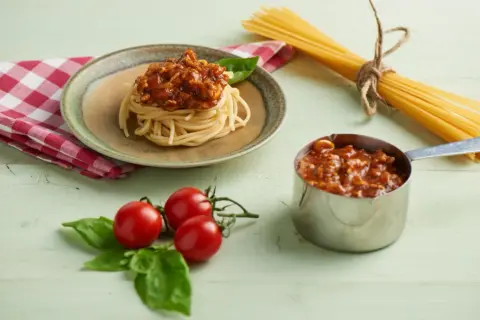 Czy można zamrozić sos do spaghetti z mięsem bez utraty smaku?