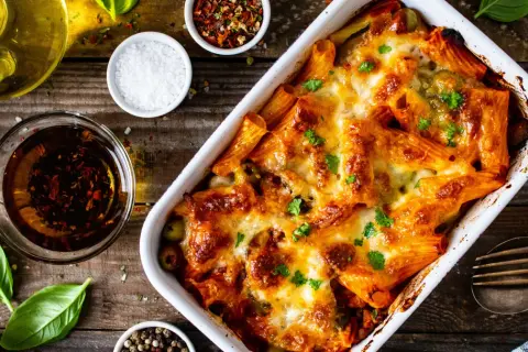 Jak podgrzać zapiekankę w piekarniku, aby nie wyschła i była pyszna