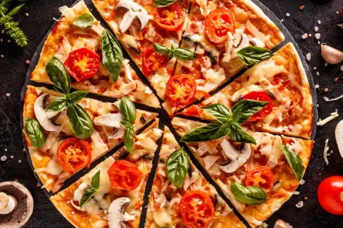 Jaka mąka do pizzy? Odkryj sekrety idealnego ciasta na pizzę