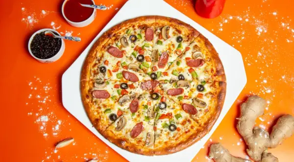 Jak układać składniki na pizzę, aby uniknąć błędów i osiągnąć smak