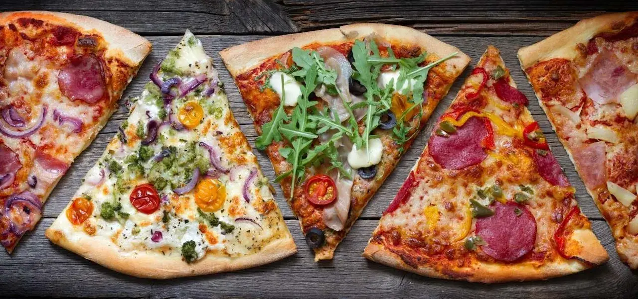 Z czym zrobić pizzę? Sprawdzone składniki i przepisy na idealne danie
