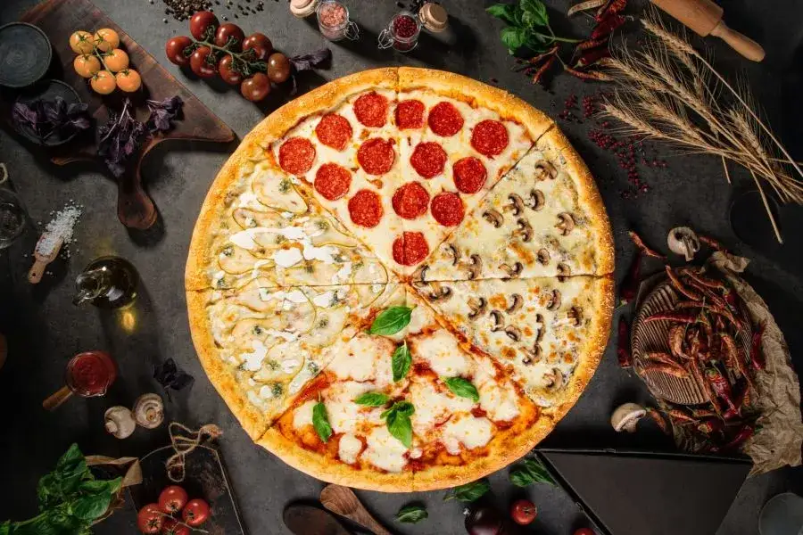 Zdjęcie Ile kalorii ma pizza 30 cm? Sprawdź, jak uniknąć dietetycznych pułapek!