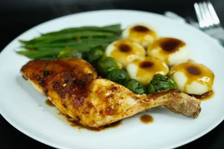 Zdjęcie Optymalna temperatura pieczenia udek w piekarniku: ile stopni?